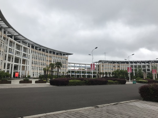 文理教学部参加2018年高校招生宣讲活动