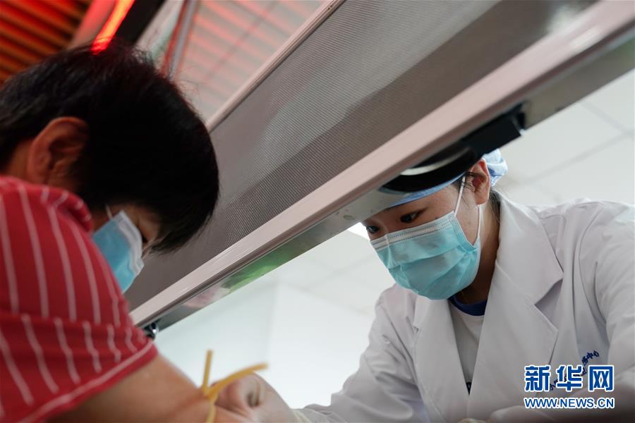 与校园说再见 去基层发光热