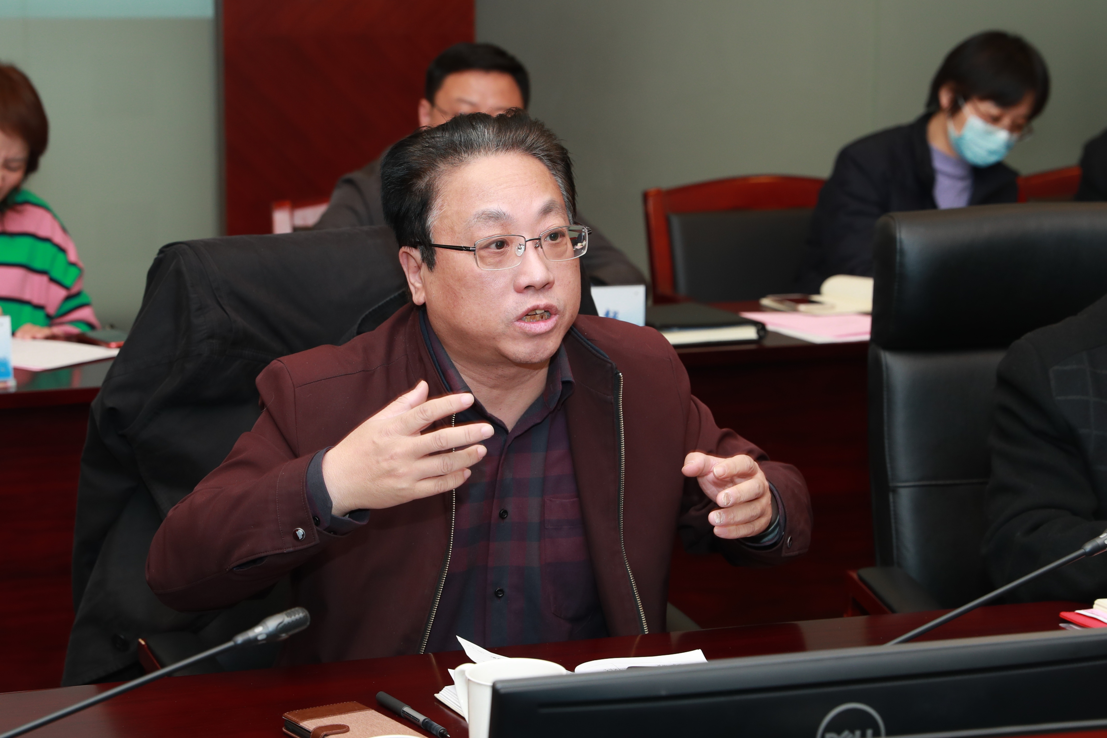 上海市副市长陈群来校检查疫情防控及留校学生服务管理工作